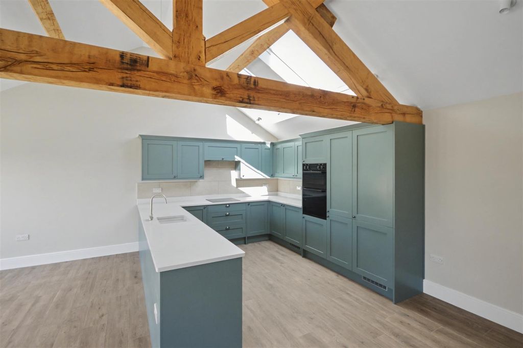 Additional image 8 of 3 bed barn conversion to rentHardwick Road, Wellingborough NN8