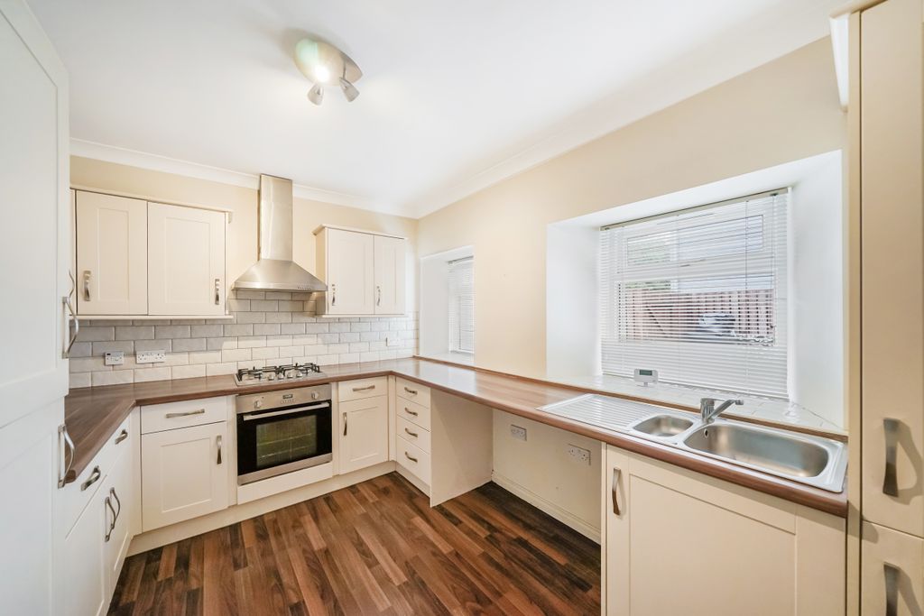 Additional image 2 of 2 bed end terrace house to rentKing Street, Larkhall ML9