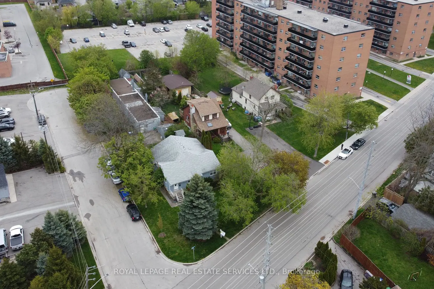 Additional image 6 of 1083 Seneca Avenue