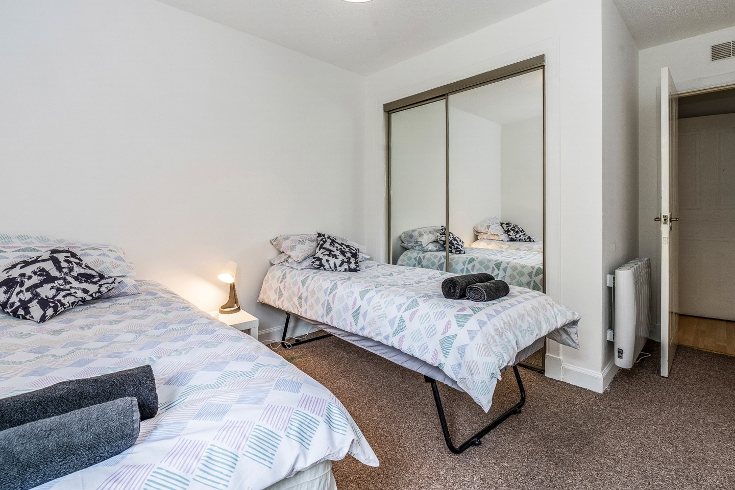 Additional image 12 of 2 Bed Flat, Edinburgh, EH8, N1 7GU