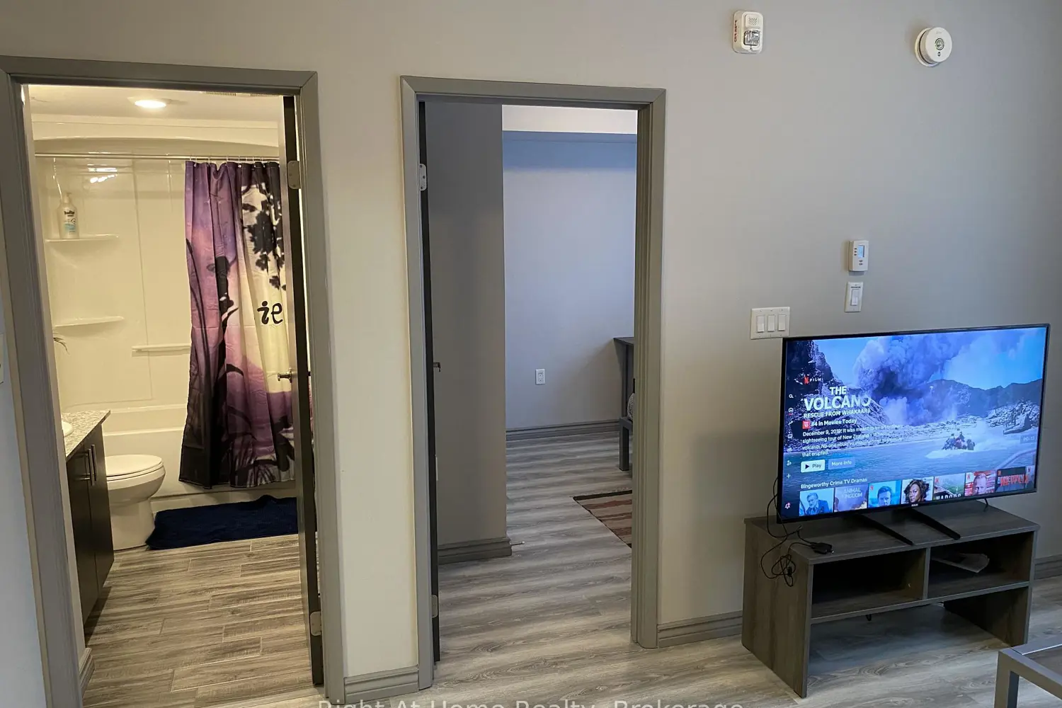 Additional image 16 of 275 Larch Street F202