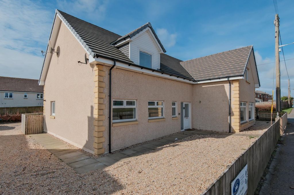 Additional image 7 of 4 bed detached house to rent44 Kilncadzow Road, Carluke ML8