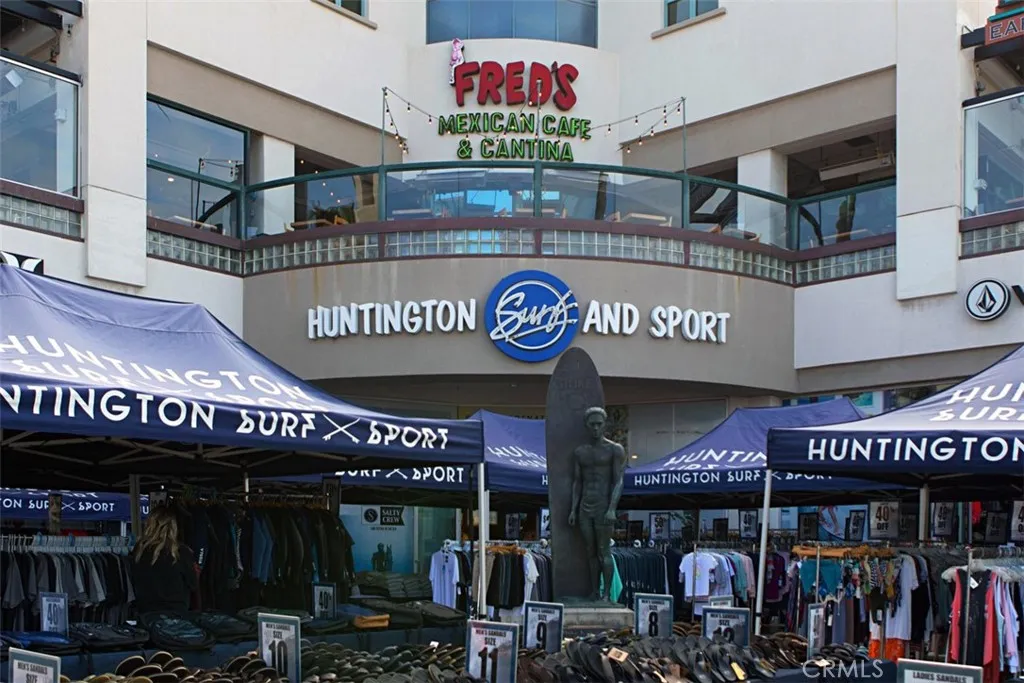 Additional image 88 of 80 Huntington St Unit 402, Huntington Beach, CA 92648