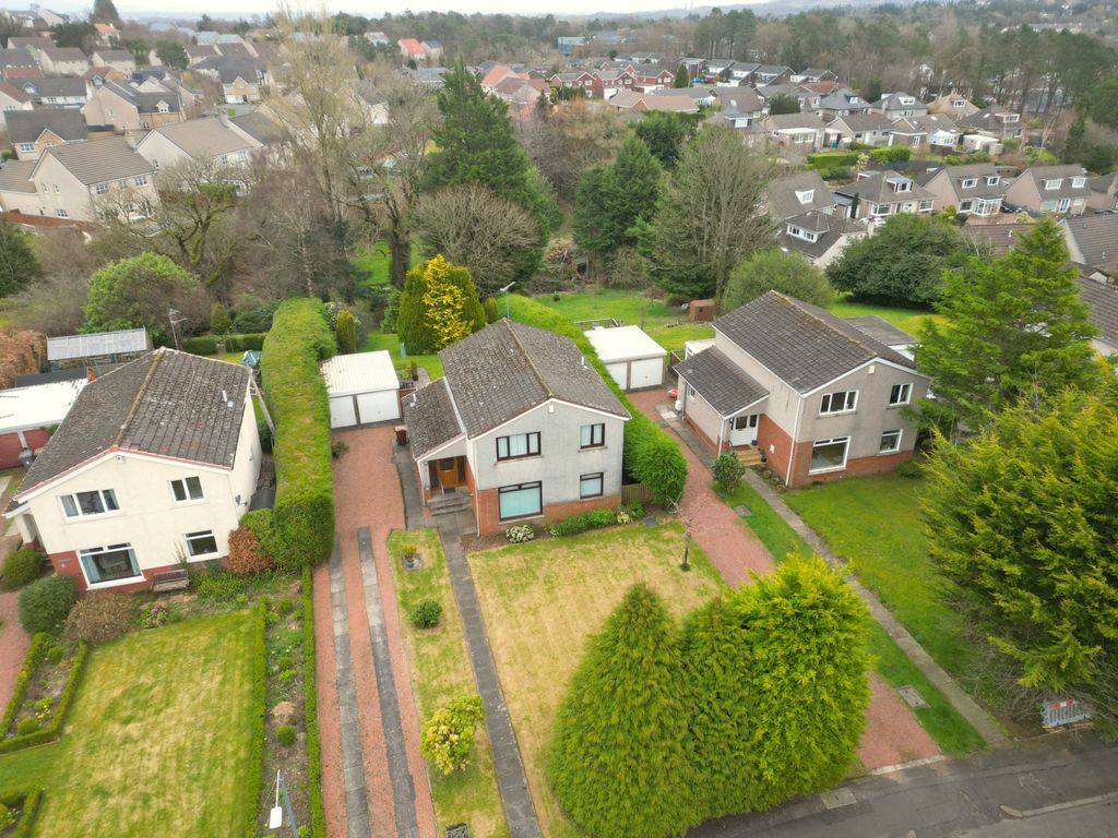 Additional image 28 of 4 bed detached house to rentWarnock Road, Newton Mearns, Glasgow G77