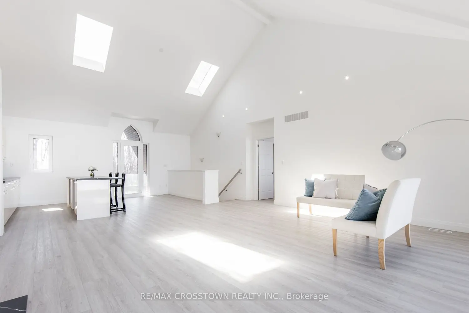 Additional image 11 of 178 Moore's Beach Road