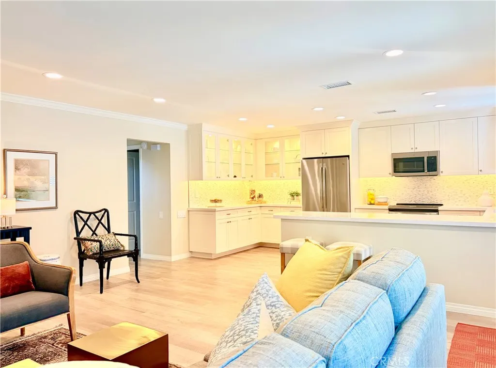 Additional image 9 of 13360 Del Monte Drive Unit M15-2C, Seal Beach, CA 90740