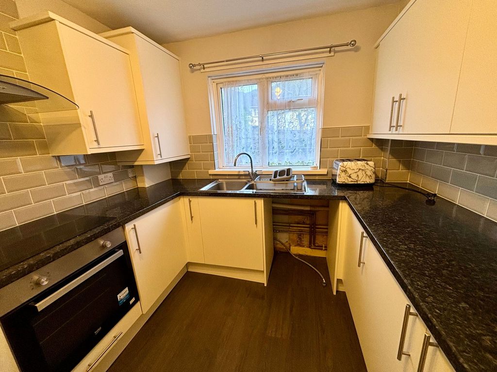 Additional image 8 of 2 bed flat to rentRowan Close, Mountain Ash CF45