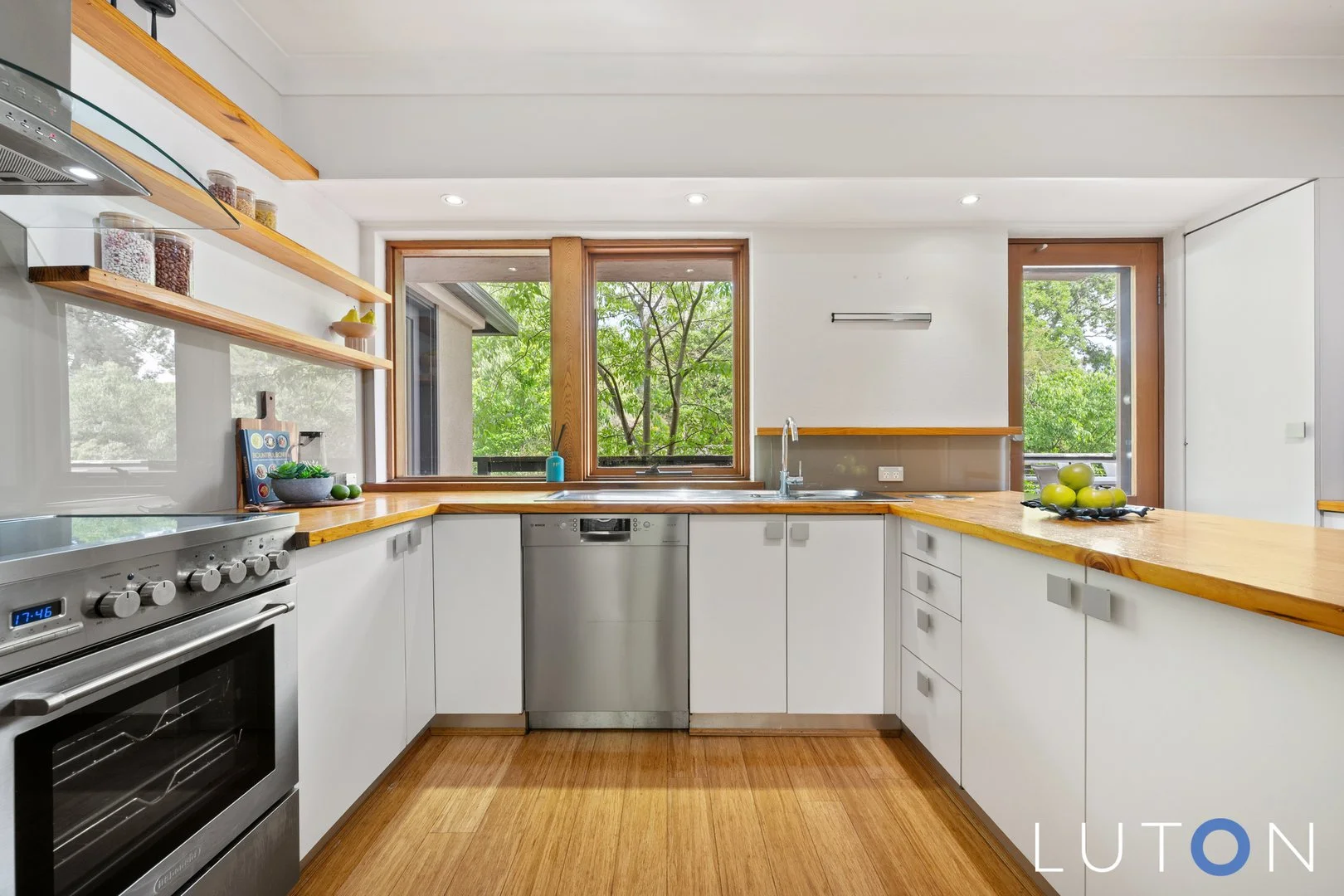 Additional image 10 of 8 Schlich Street, Yarralumla ACT 2600