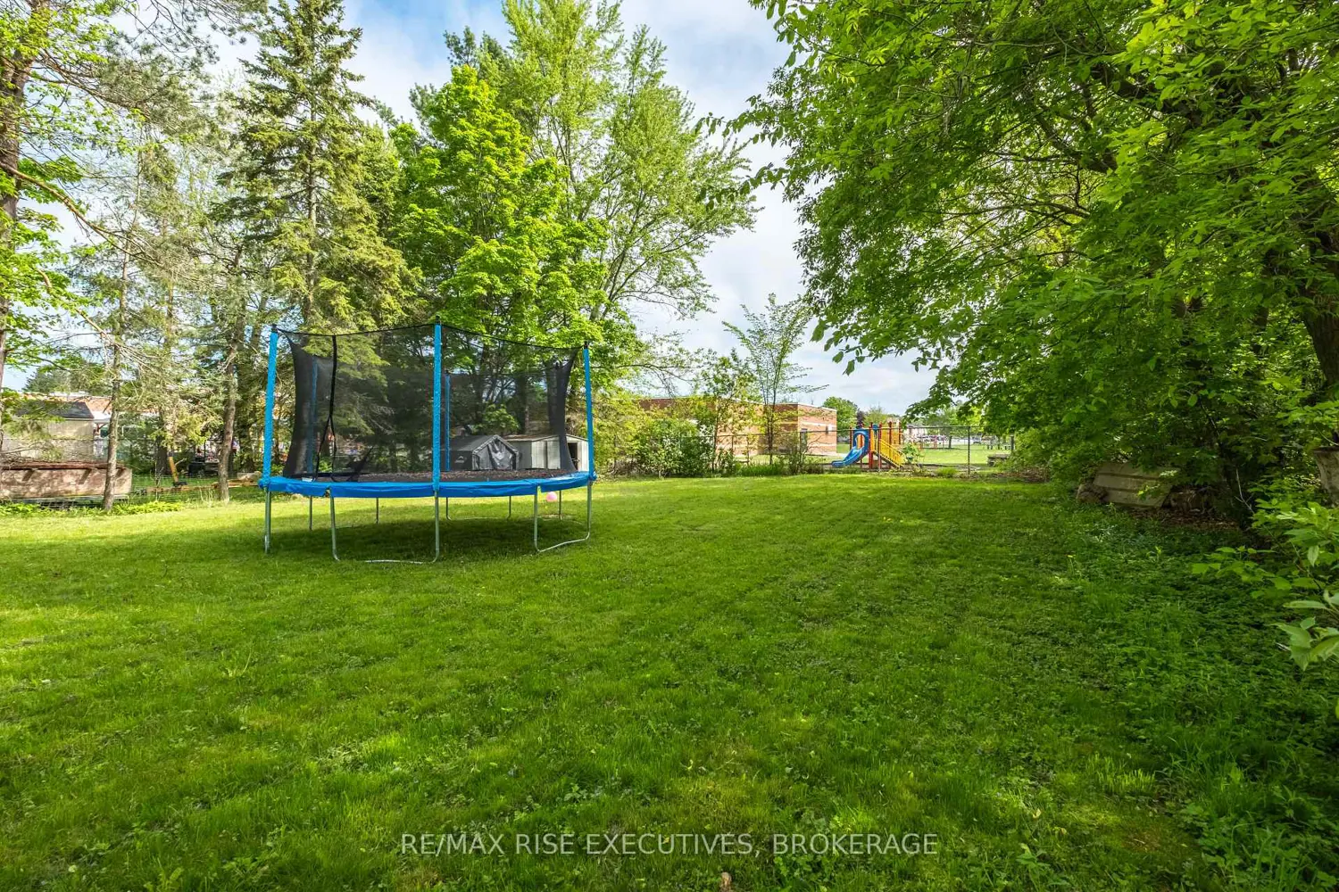 Additional image 4 of 353 Charles Street