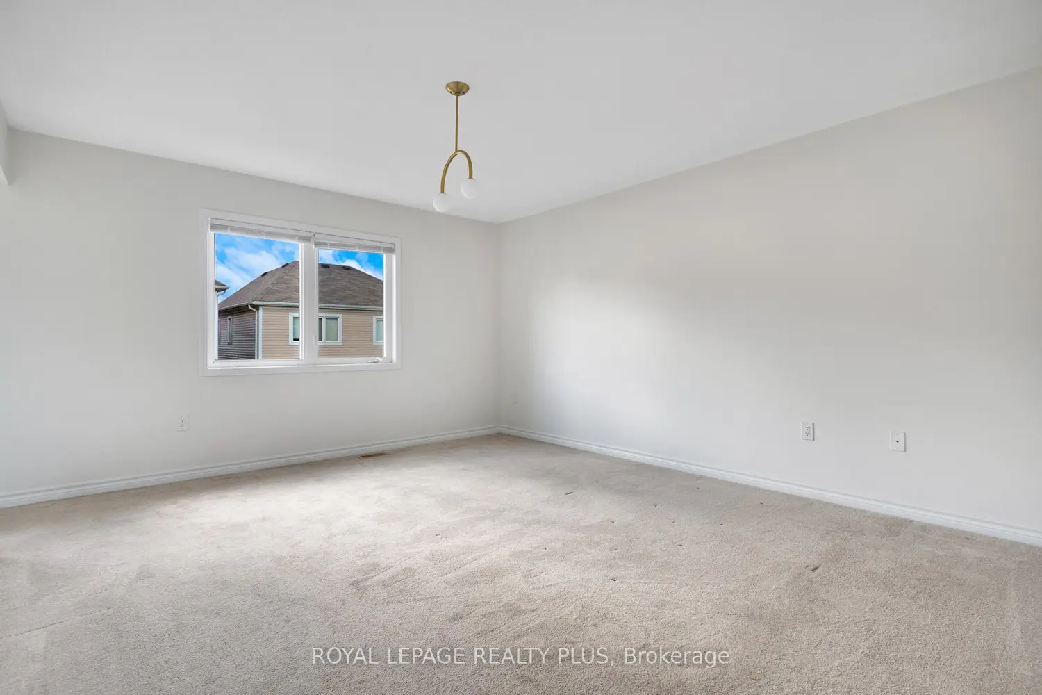 Additional image 14 of 267 Grovehill Crescent