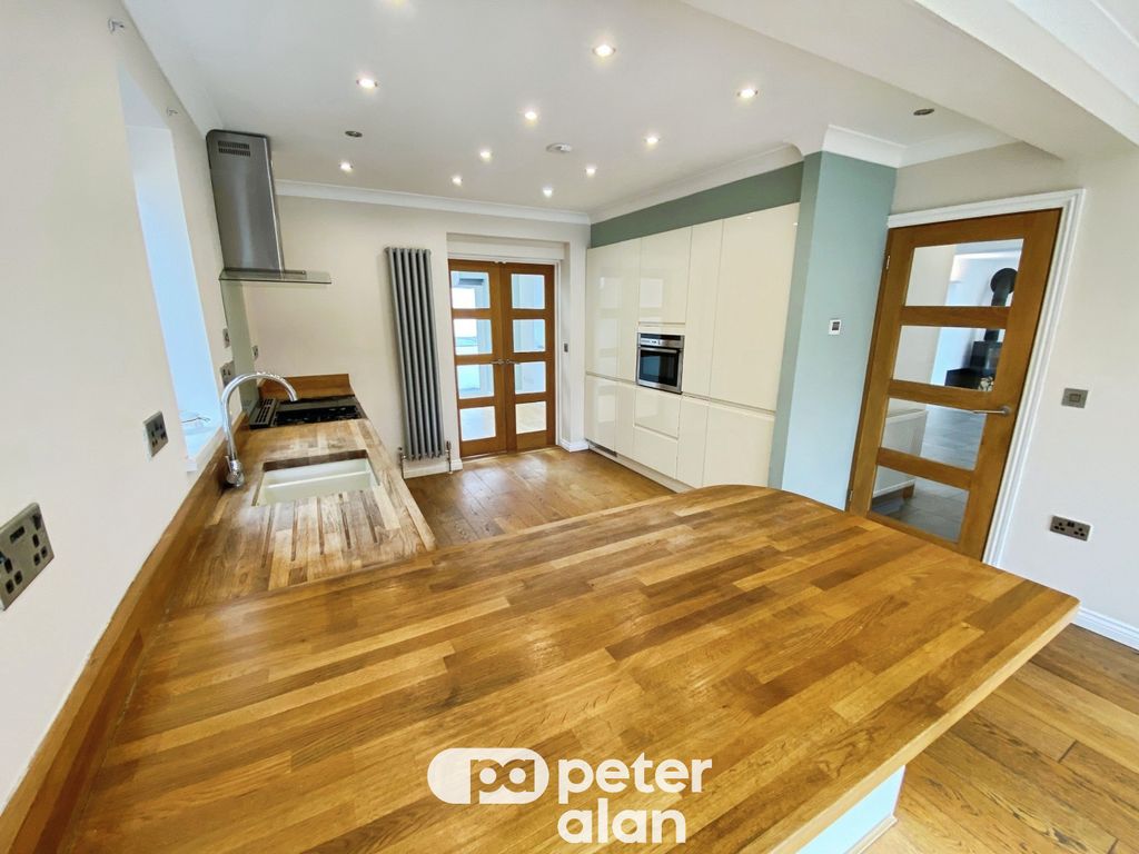 Additional image 15 of 5 bed property to rentHeol Penrhiw, Mountain Ash CF45