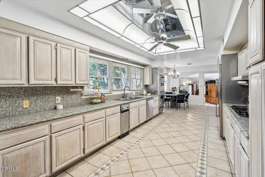 Additional image 25 of 4959 Brewster Drive, Los Angeles, CA 91356