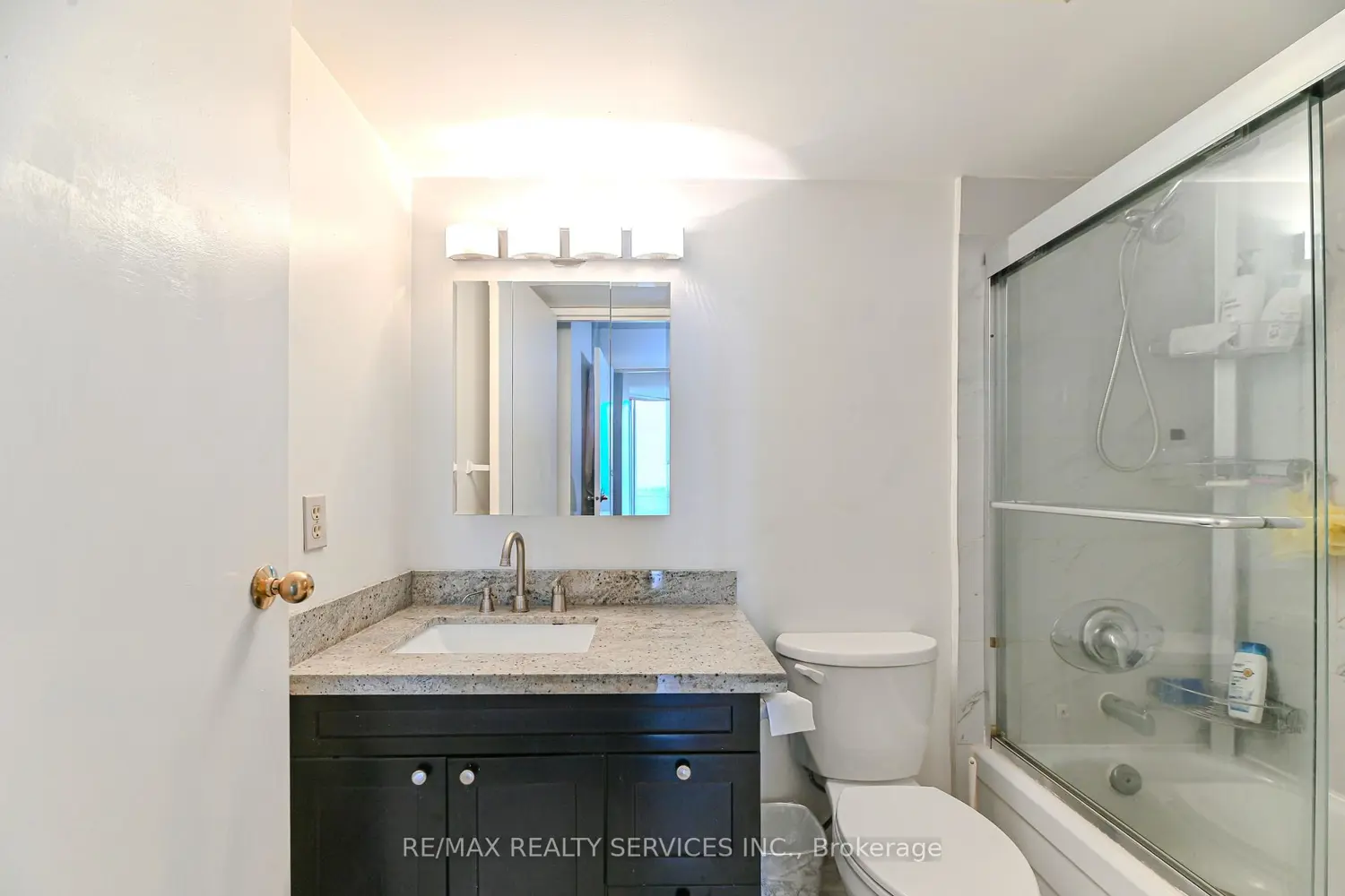 Additional image 15 of 35 Trailwood Drive 1911