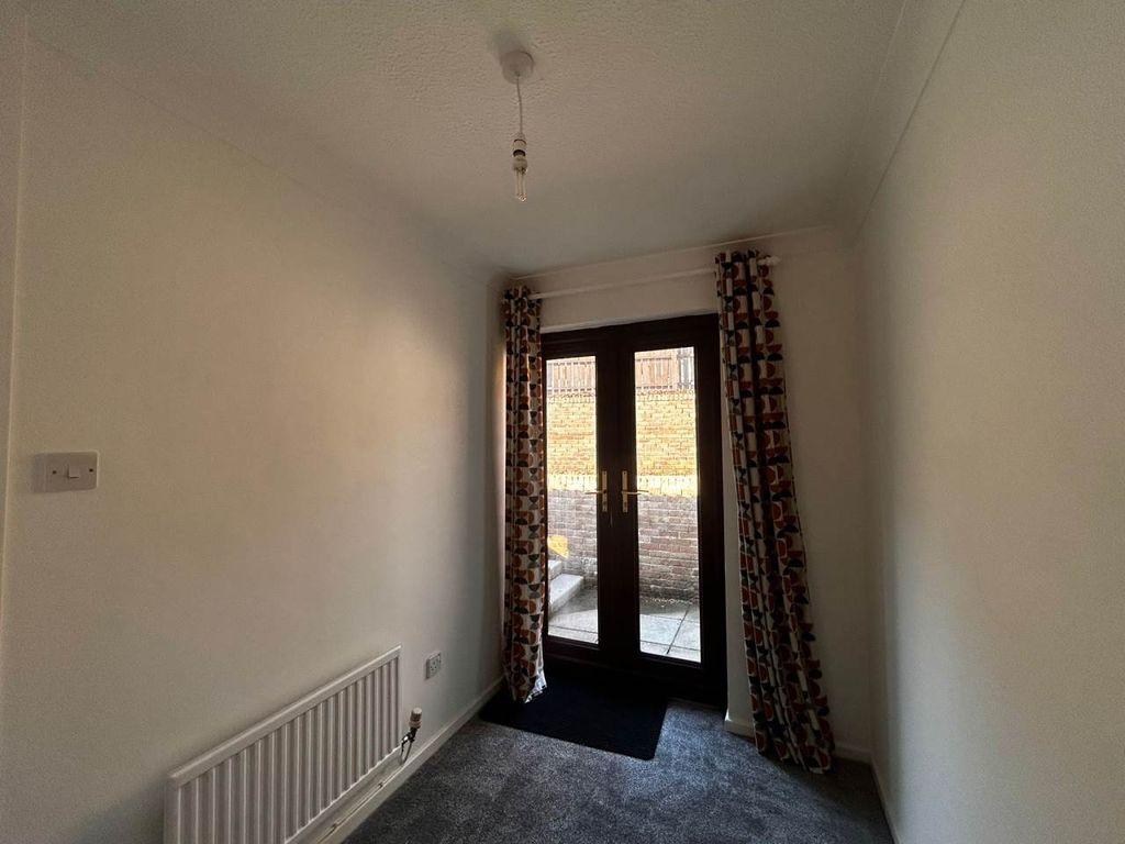 Additional image 5 of 2 bed semi-detached bungalow to rentOak Hill Park, Skewen, Neath SA10