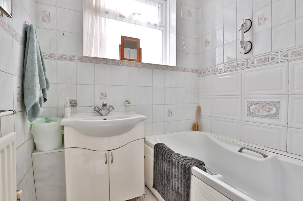 Additional image 8 of Headswell Avenue, REDHILL, Bournemouth, Dorset, BH10