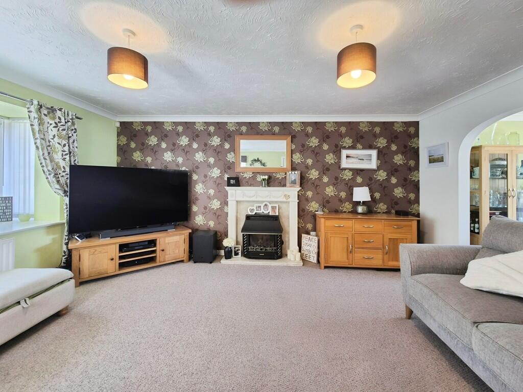 Additional image 11 of Foxglove Way, Yeovil