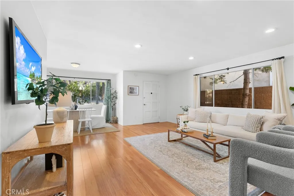 Additional image 7 of 586 36th St, Manhattan Beach, CA 90266