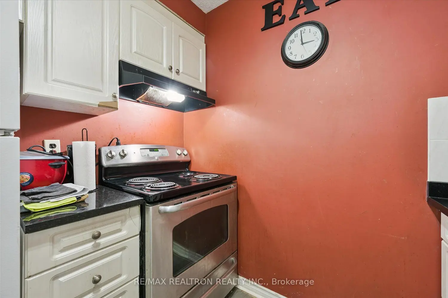 Additional image 9 of 10 Ajax Street 203