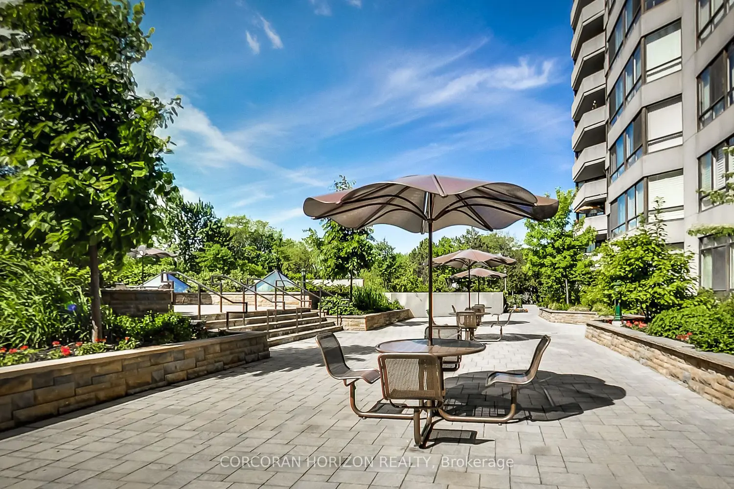 Additional image 14 of 5444 Yonge Street 1001