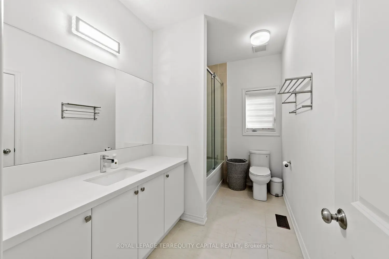 Additional image 14 of 144 Pine Hill Crescent