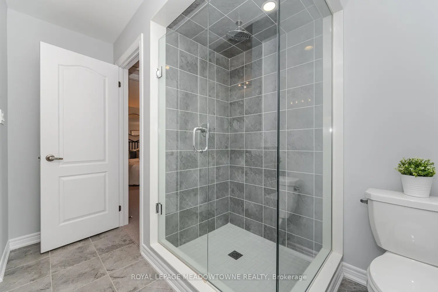 Additional image 15 of 68 Amarillo Road