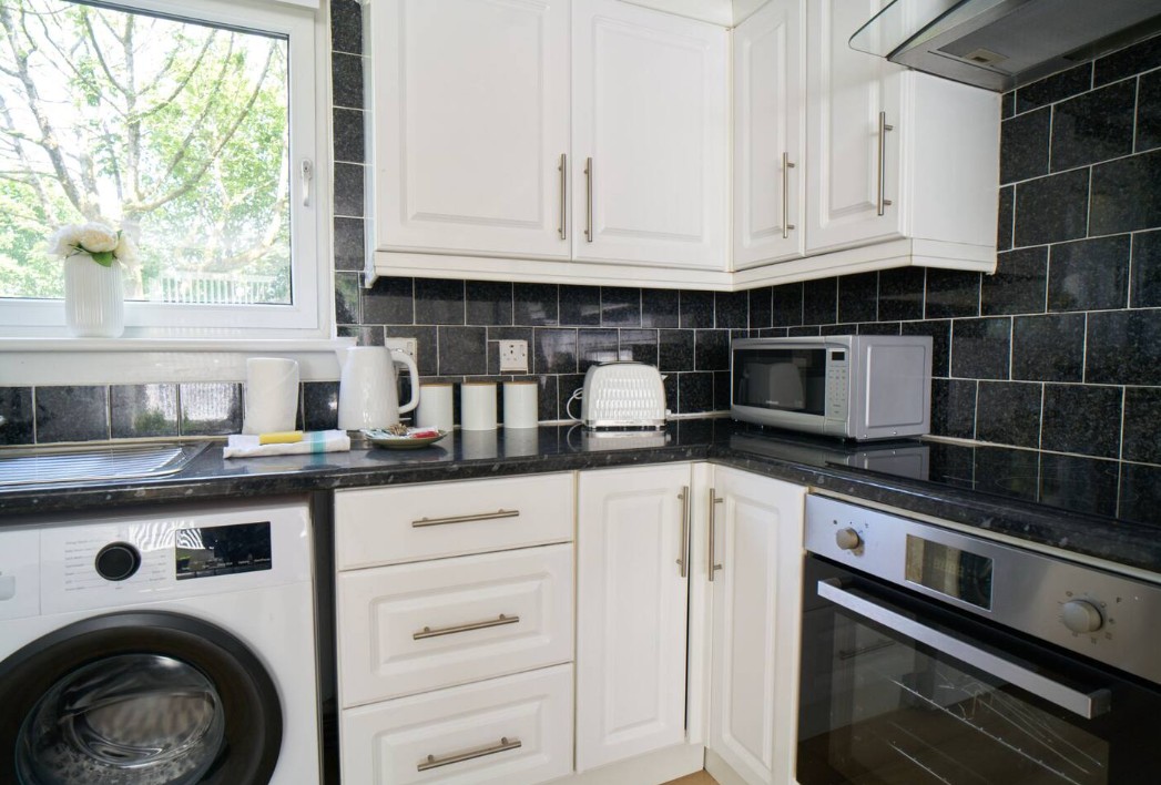 Additional image 5 of 1 Bed Flat, Rotherwood Avenue, G13, N1 7GU