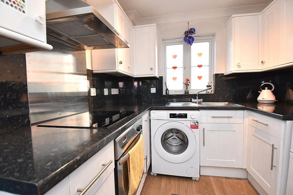 Additional image 5 of Samuel Court, Templecombe, Somerset, BA8