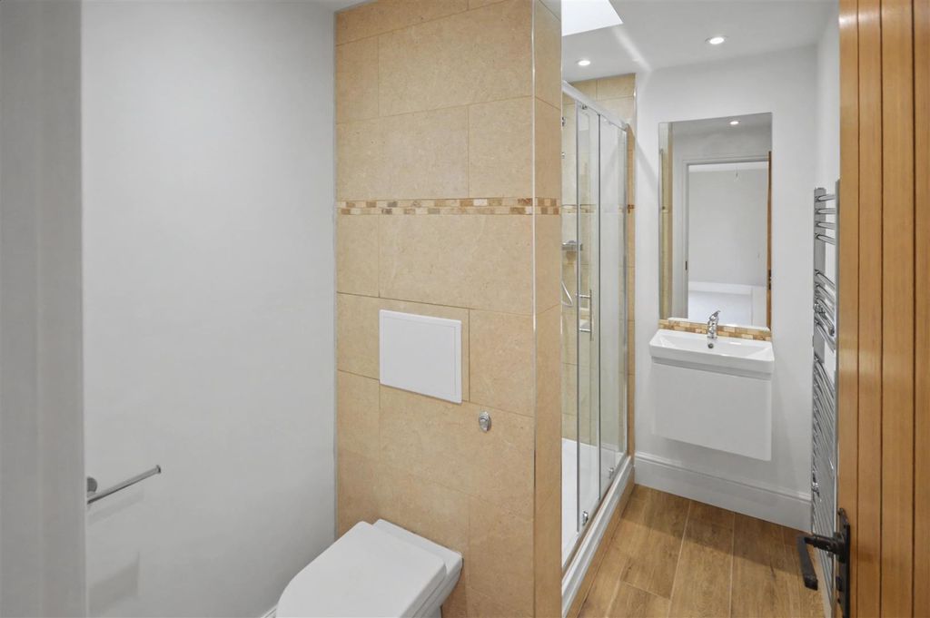 Additional image 23 of 3 bed barn conversion to rentHardwick Road, Wellingborough NN8