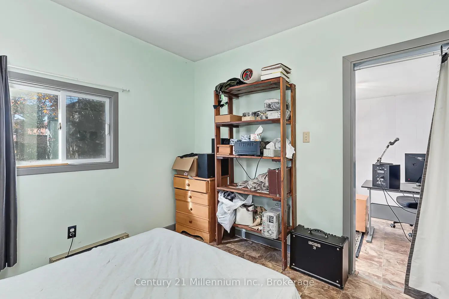 Additional image 11 of 332 Ste Marie Street