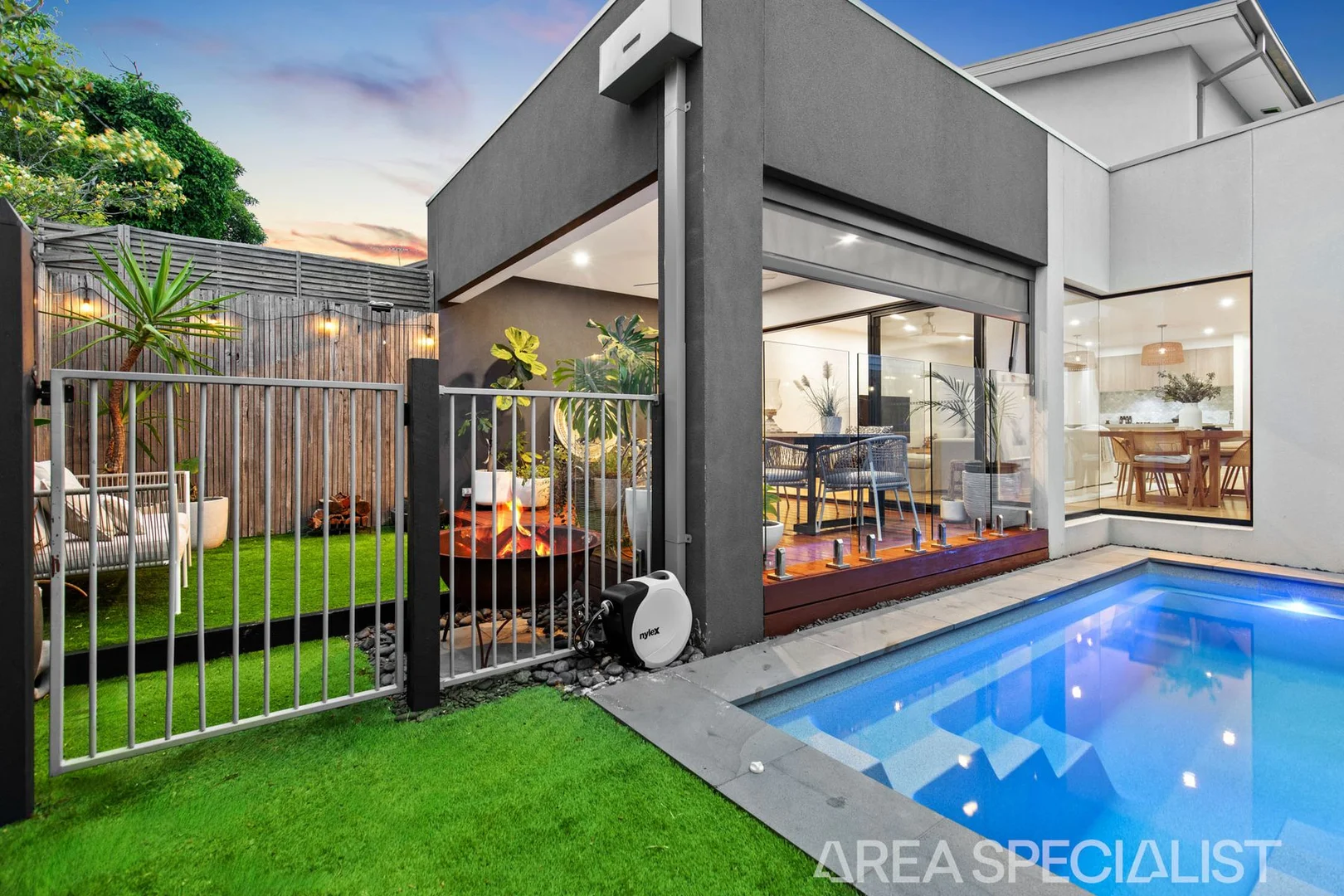 25 Gleneagles Avenue, Mornington VIC 3931