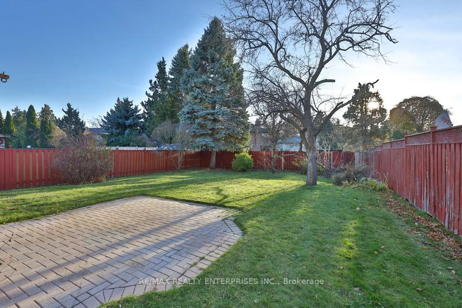 Additional image 16 of 2288 Hensall Street