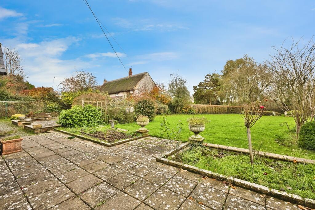 Additional image 2 of Hinton, Mudford, YEOVIL