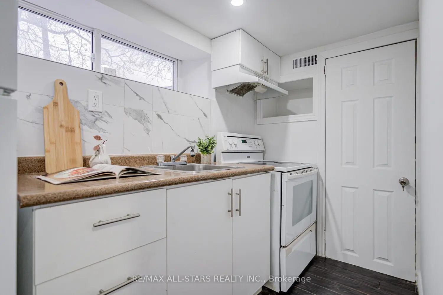 Additional image 6 of 50 Mooregate Avenue