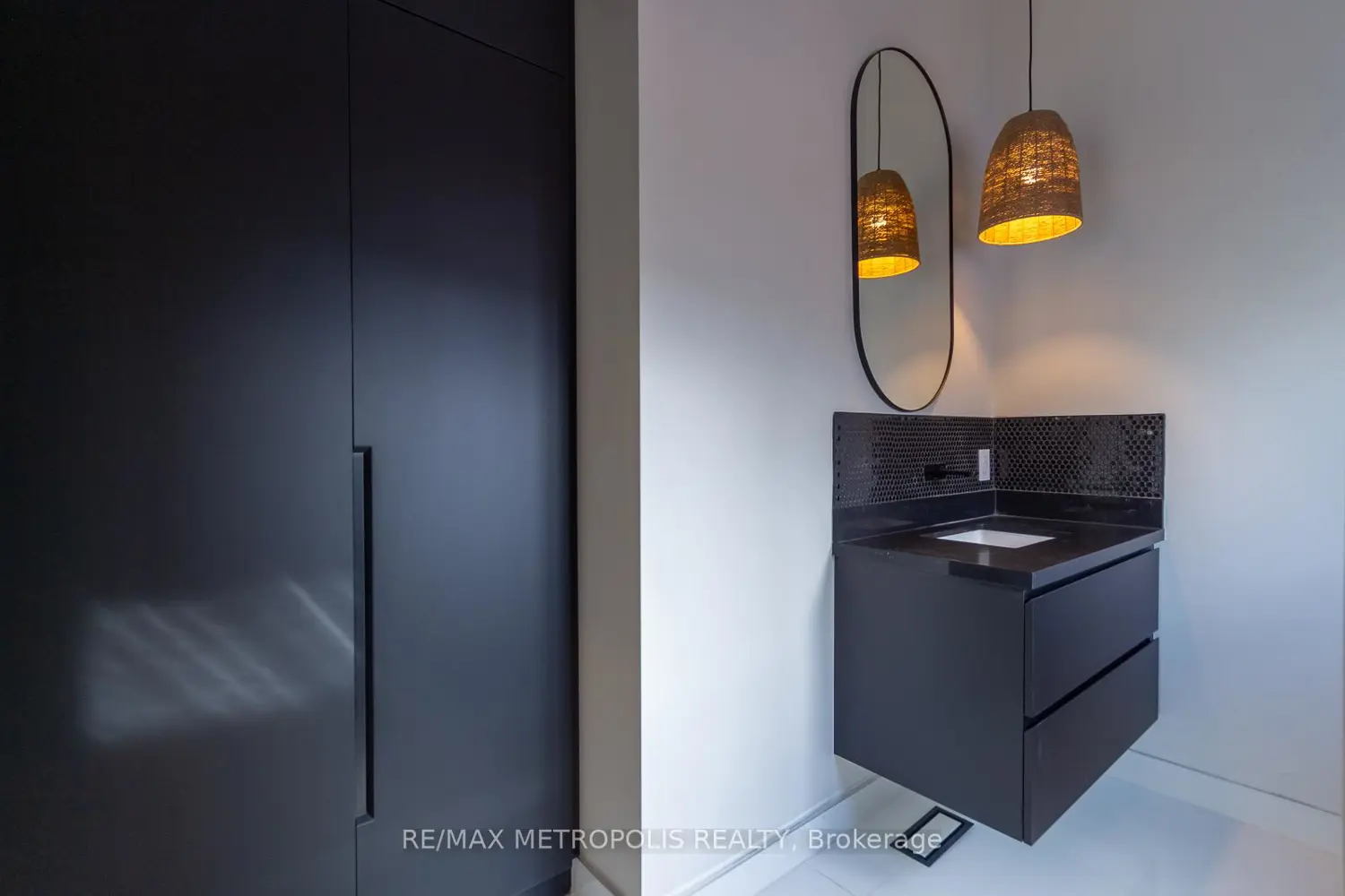 Additional image 6 of 640 Lansdowne Drive