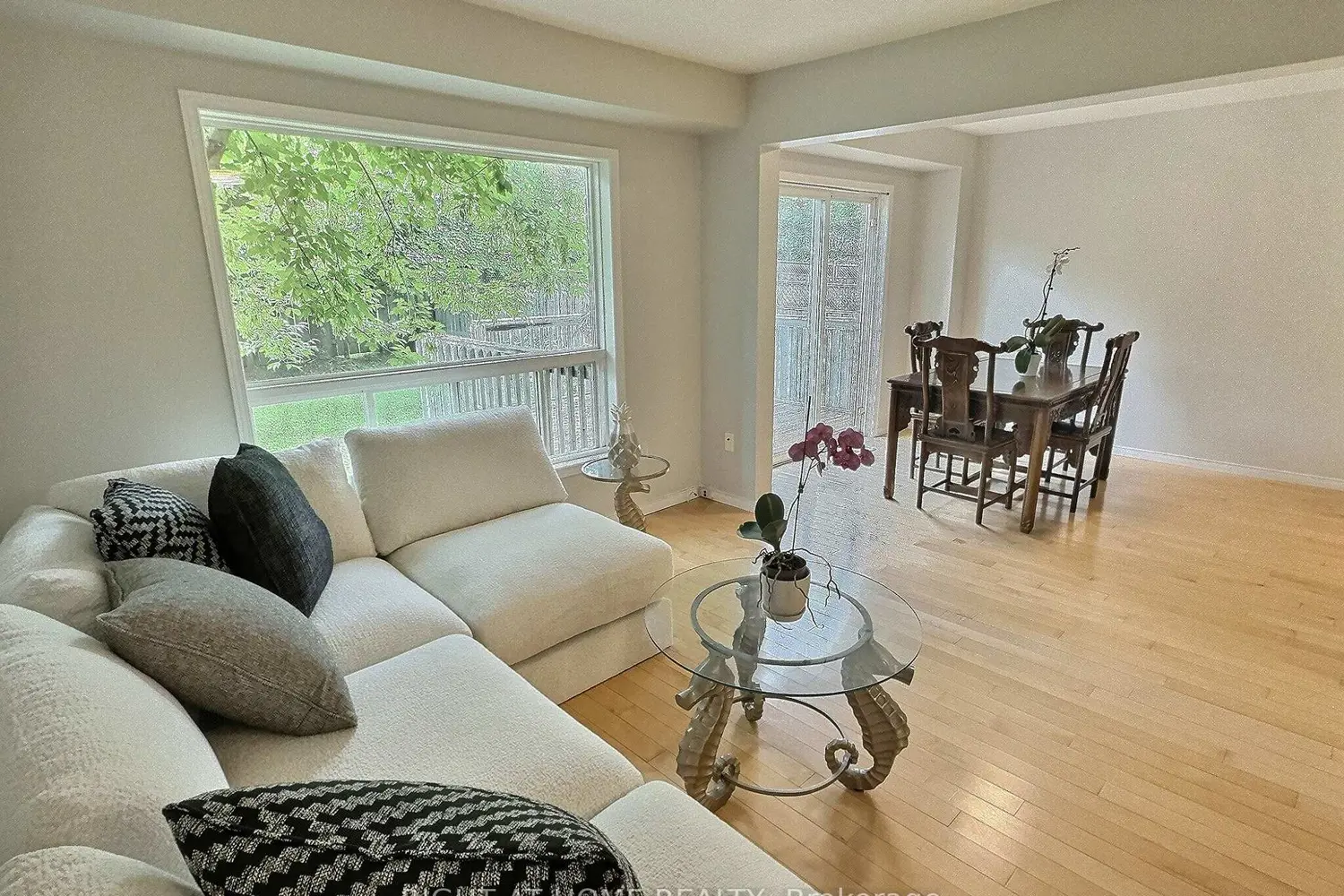 Additional image 4 of 385 Havendale Crescent