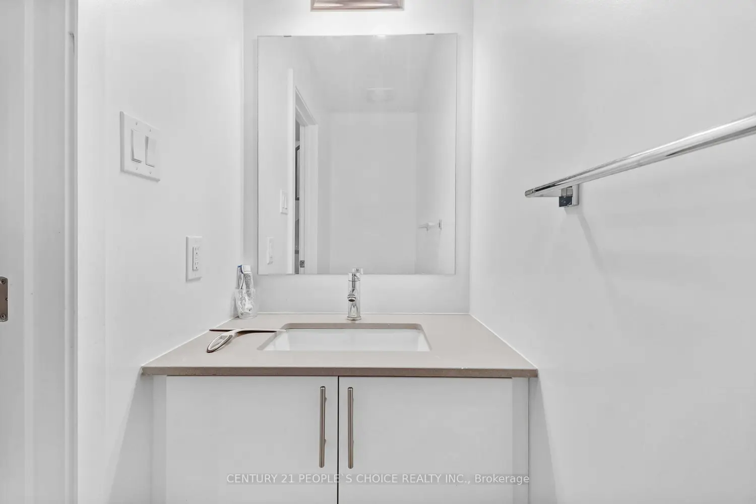 300 Makobe Lane photo 3