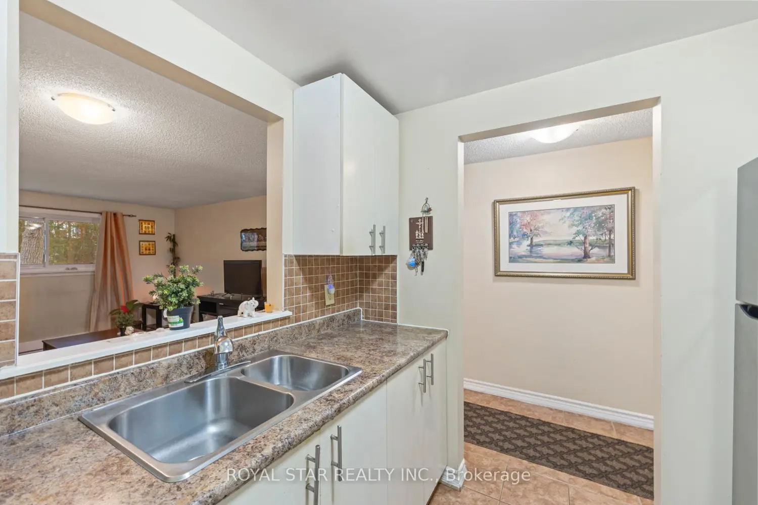 Additional image 8 of 580 Armstrong Road 114