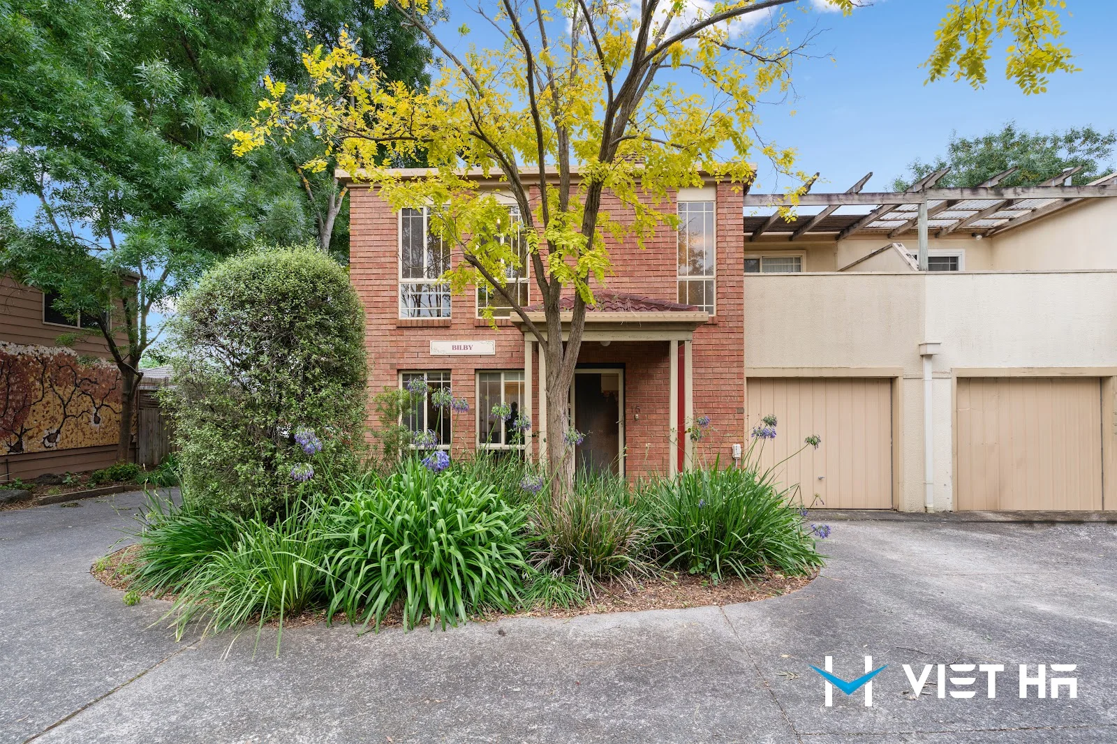 15 Cherrytree Lane, Box Hill South VIC 3128