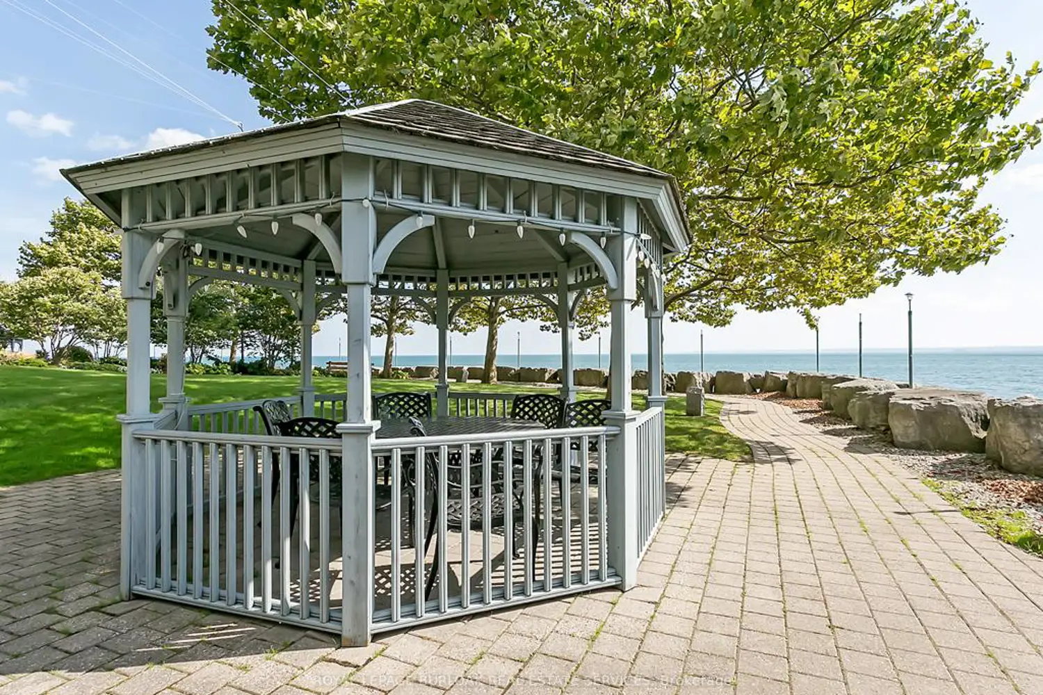 Additional image 18 of 2190 Lakeshore Road 801