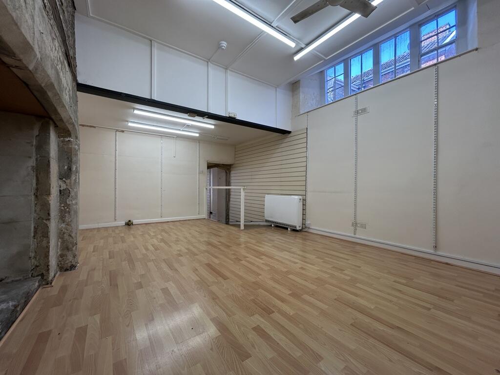 房产图片 8 - 高街, 威尔斯, 萨默塞特, BA5 2AJ