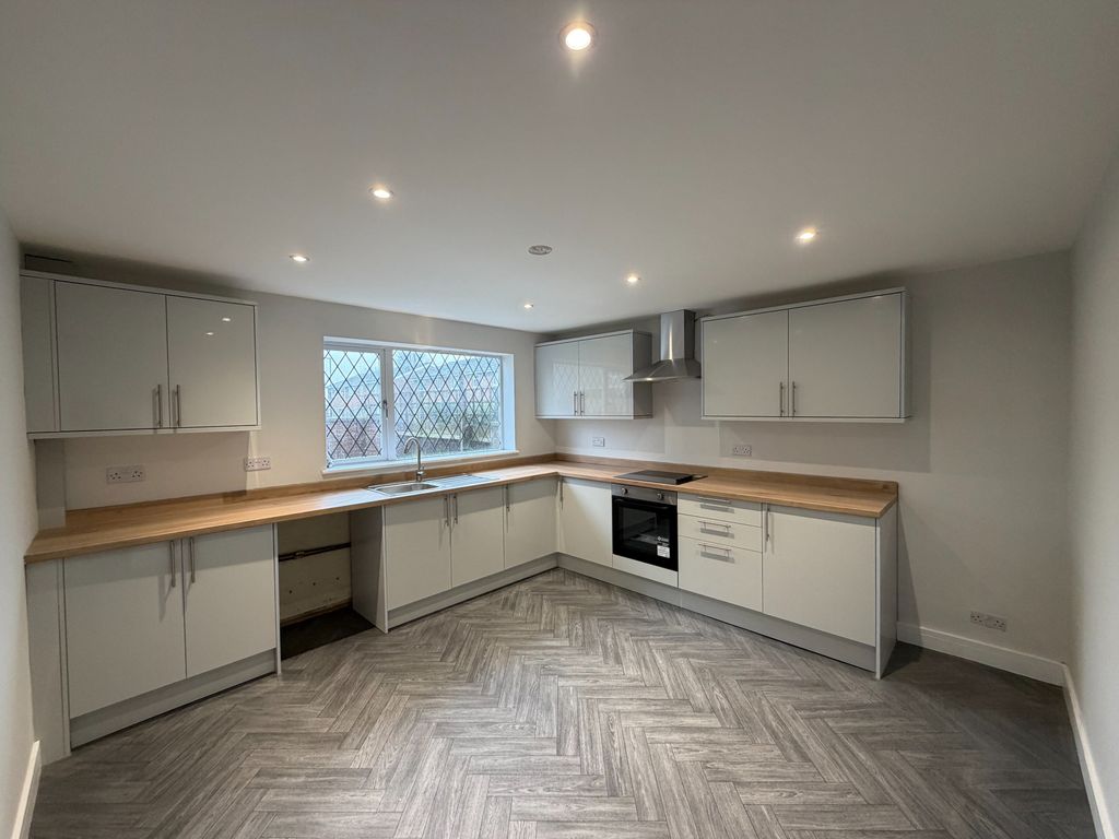 Additional image 2 of 3 bed terraced house to rentSaltergate, Grimsby DN37