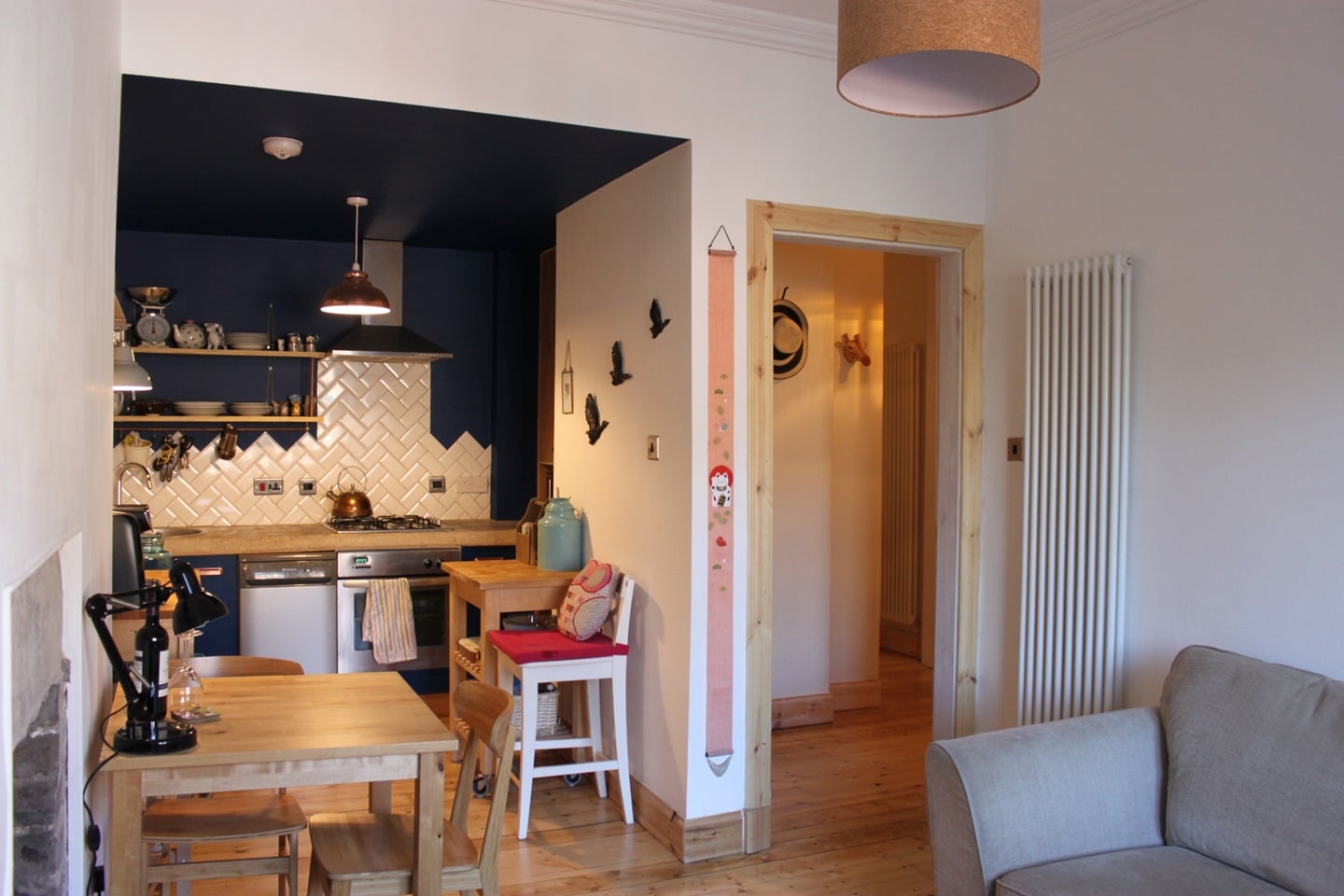 2 Bed Flat, Henderson Gardens, EH6, N1 7GU