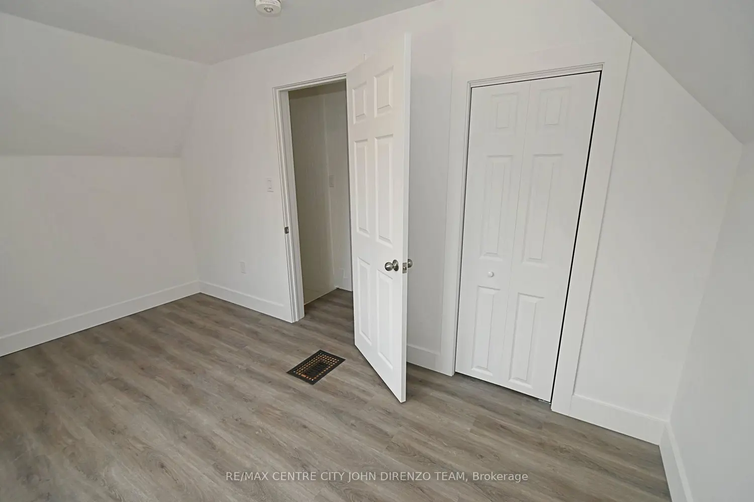 Additional image 16 of 52 Woodworth Avenue