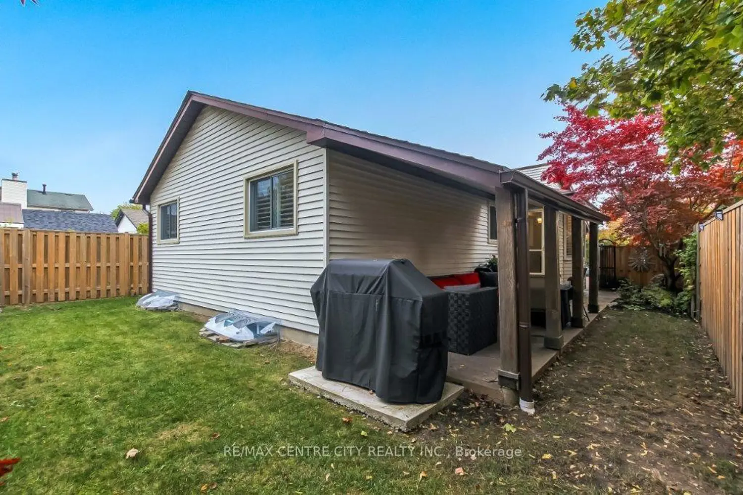 Additional image 4 of 2 Aldersbrook Crescent