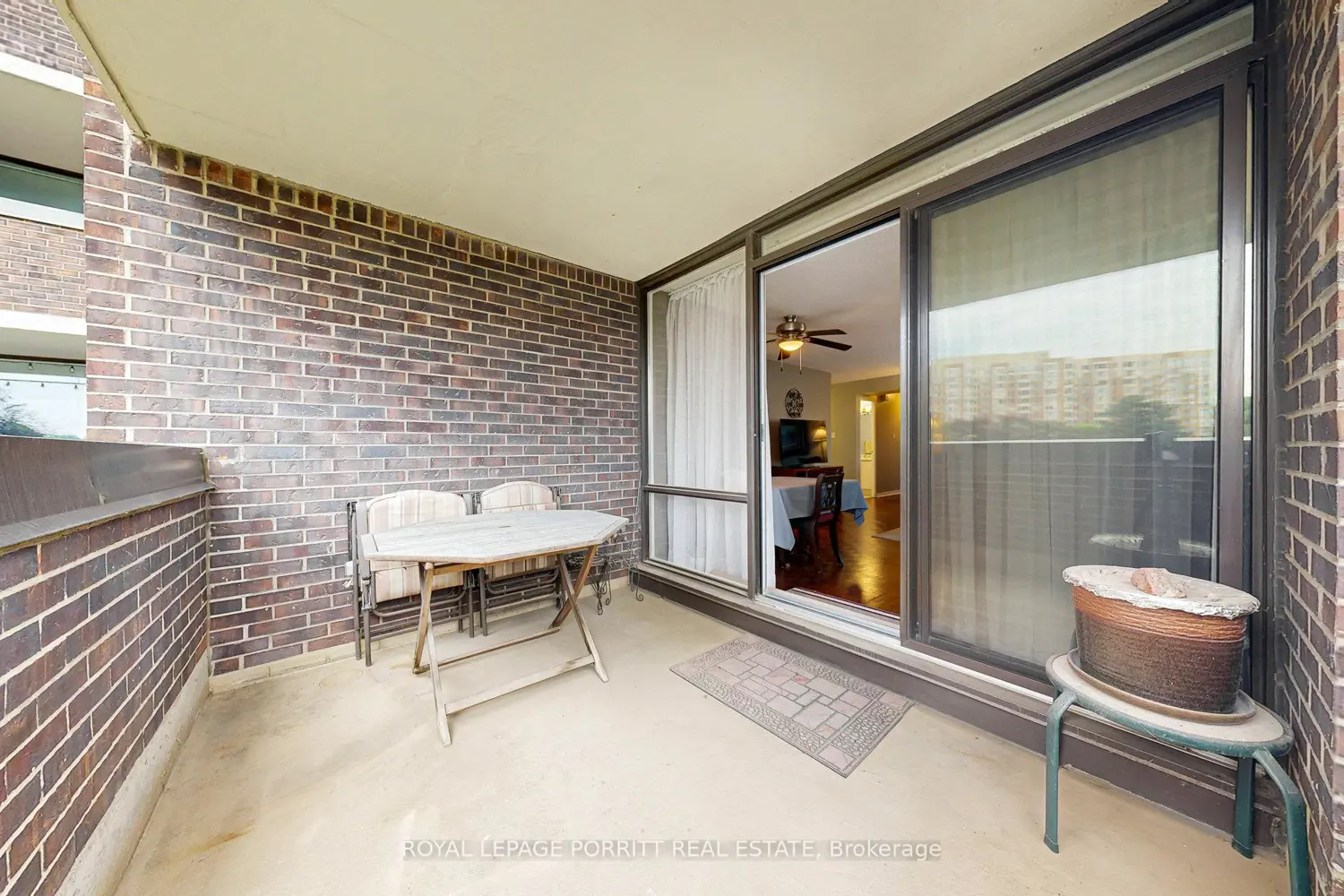 Additional image 14 of 1535 Lakeshore Road 201