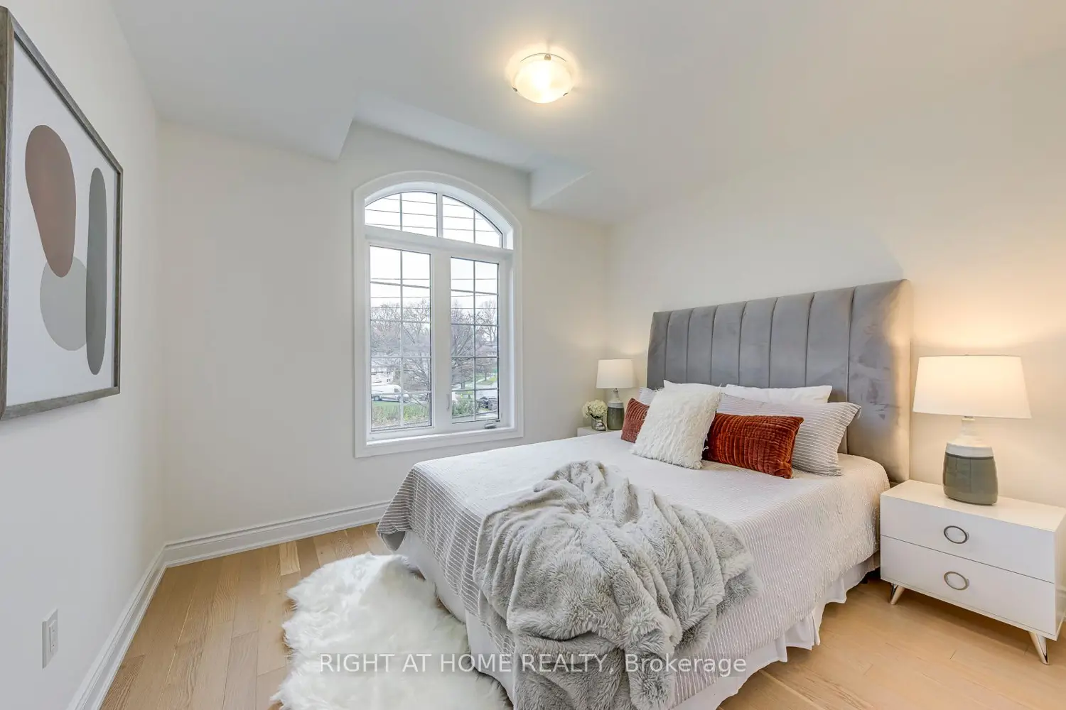 Additional image 11 of 2575 Islington Avenue