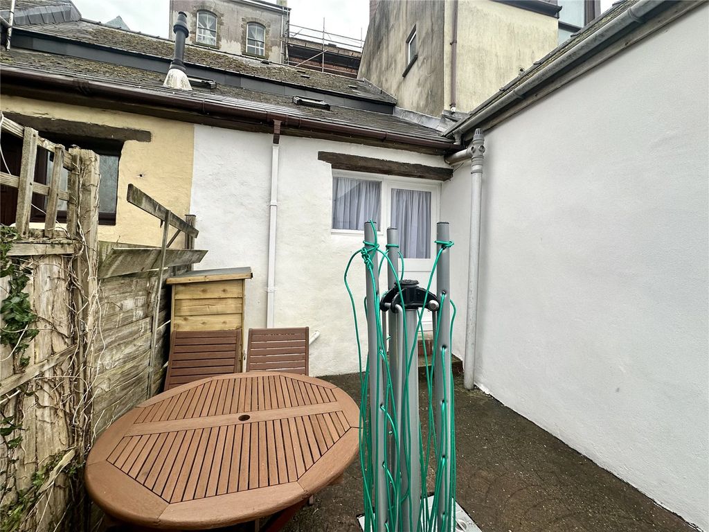 Additional image 13 of 1 bed flat to rentDark Street, Haverfordwest, Pembrokeshire SA61