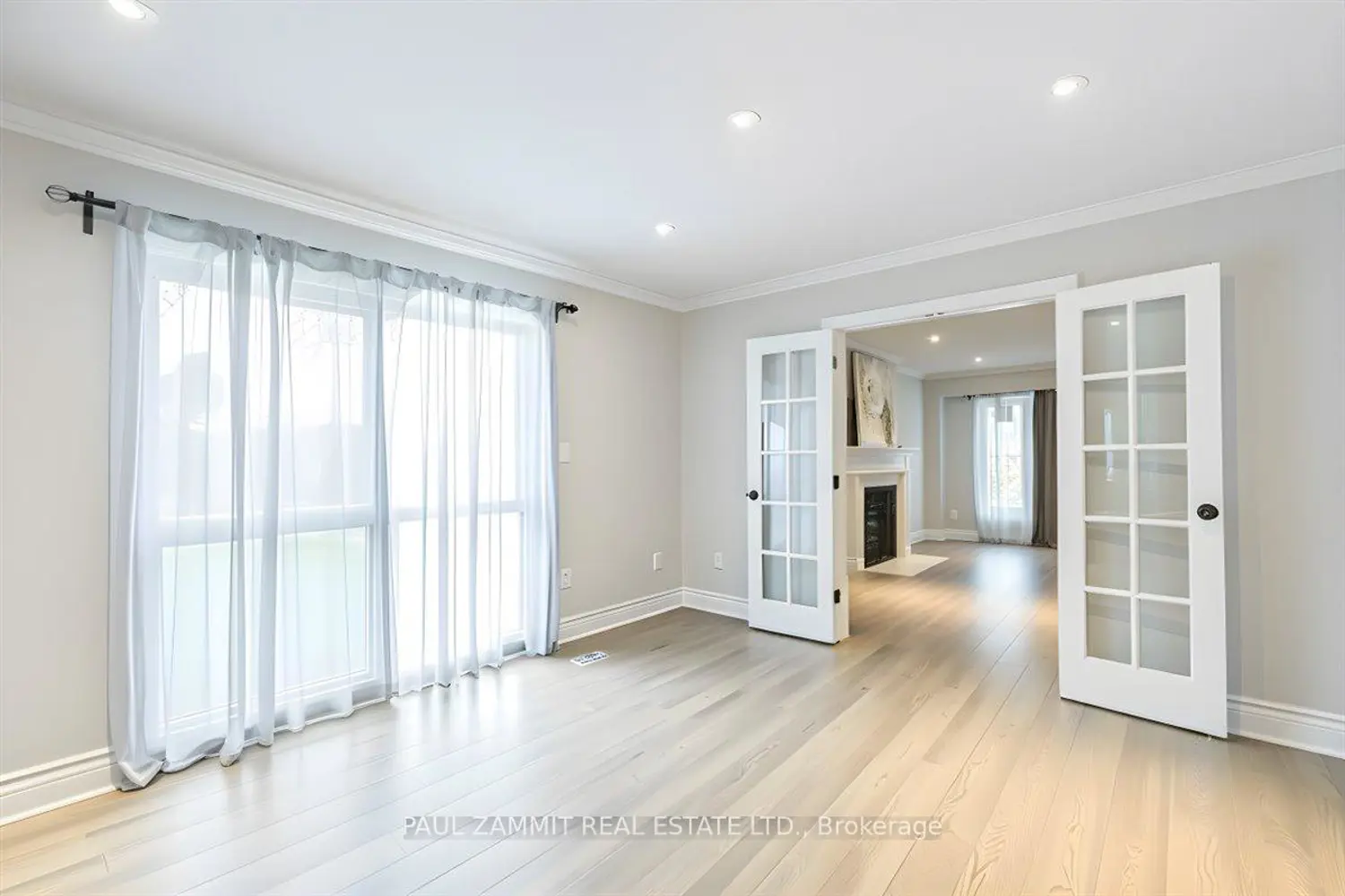 Additional image 2 of 210 Bayview Fairways Drive