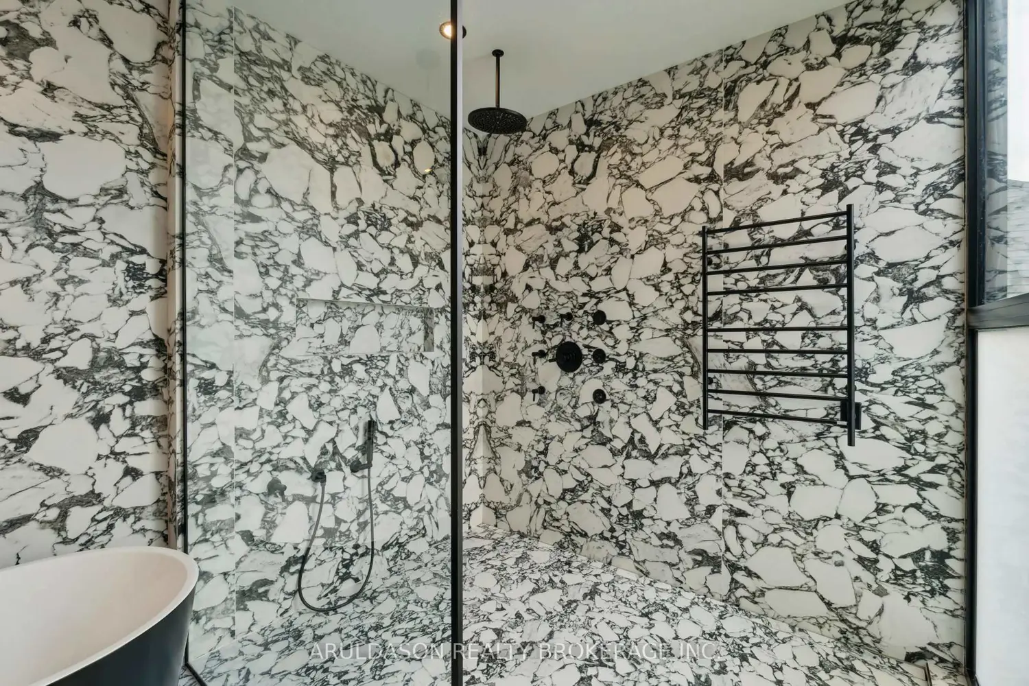 Additional image 12 of 1135 Balfour Street