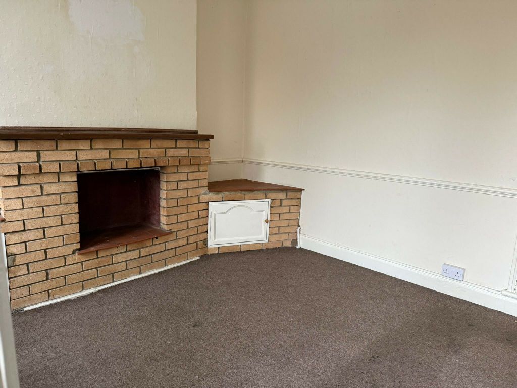 Additional image 2 of 2 bed terraced house to rentRosebery Street, Kettering NN16